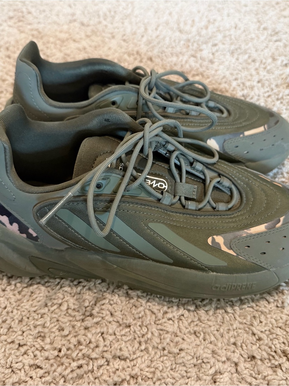 Adidas Ozelia Olive Green Camo Sneakers Kids 6.5/Womens 8